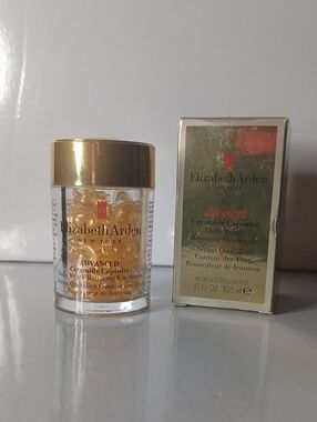 NIB 60 Count Elizabeth Arden Ceramide Capsules Daily Youth Rwstoring Eye Serum